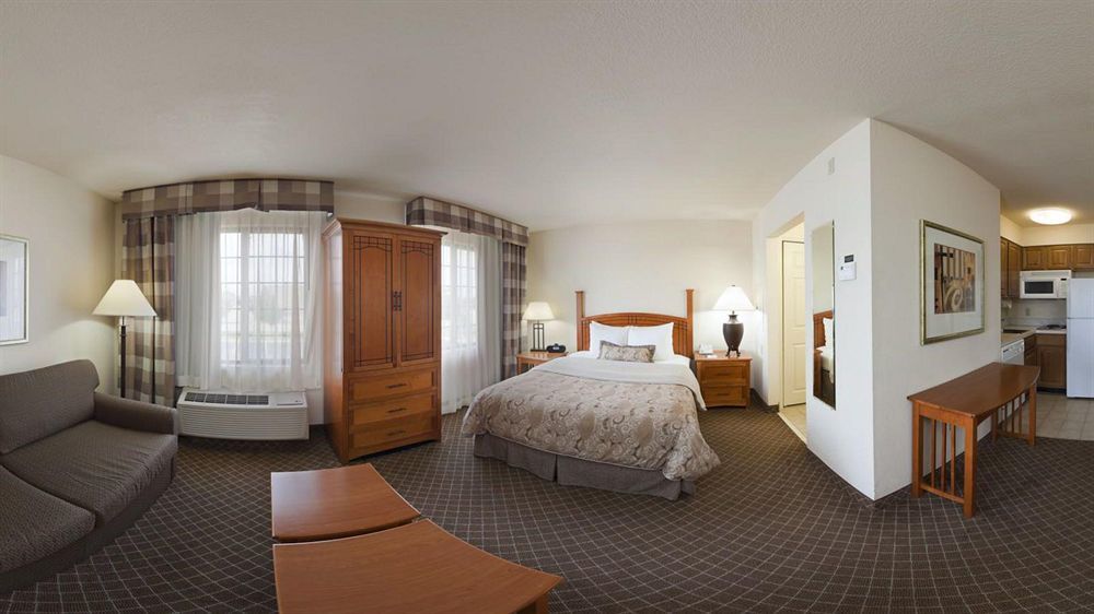 Staybridge Suites Tulsa-Woodland Hills, An Ihg Hotel Exterior photo